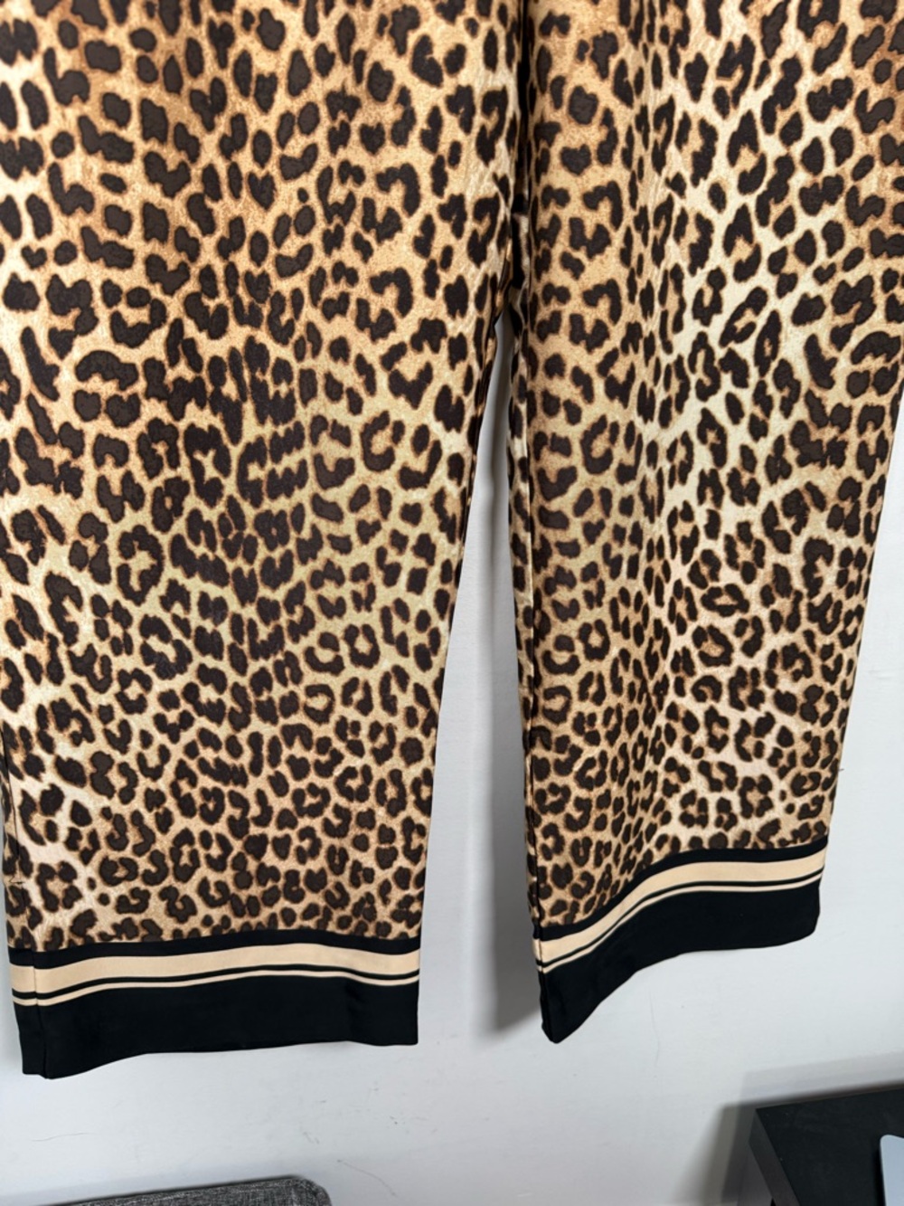 H&M Leopard Print Wide-Leg Pants, Size L, Great Condition - Picture 4 of 14